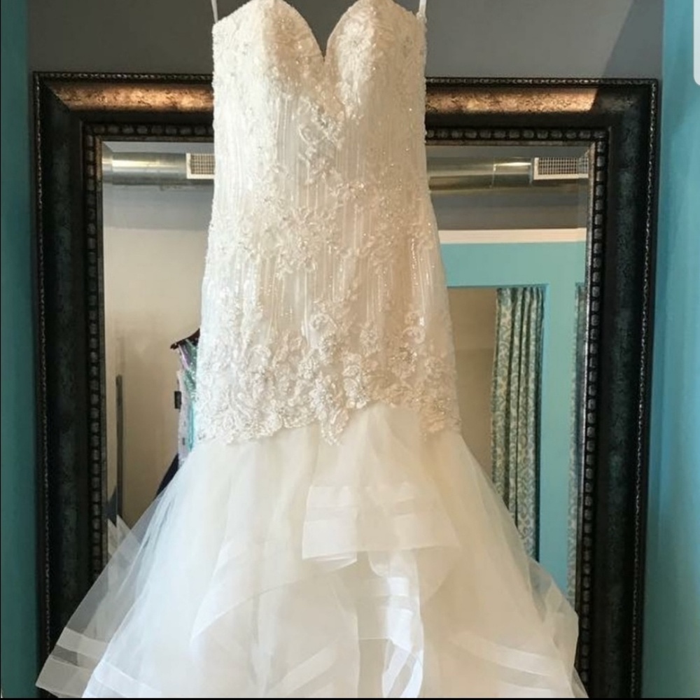 Wedding gown